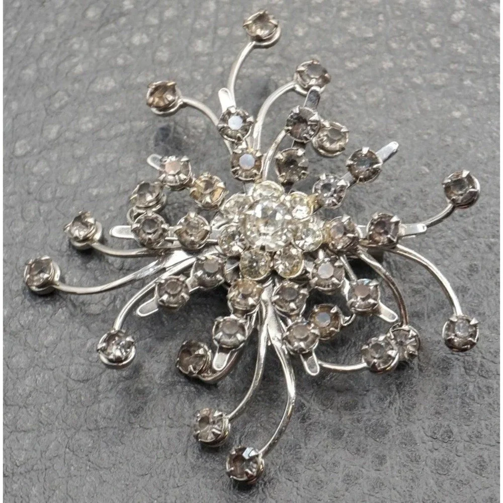 Vintage Rhinestone Abstract Starburst Brooch Pin Silver Tone